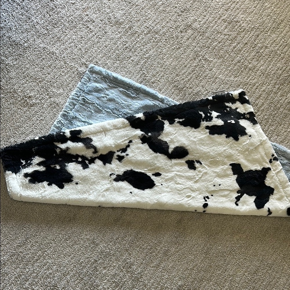 Cow Print Black and White Throw Blanket